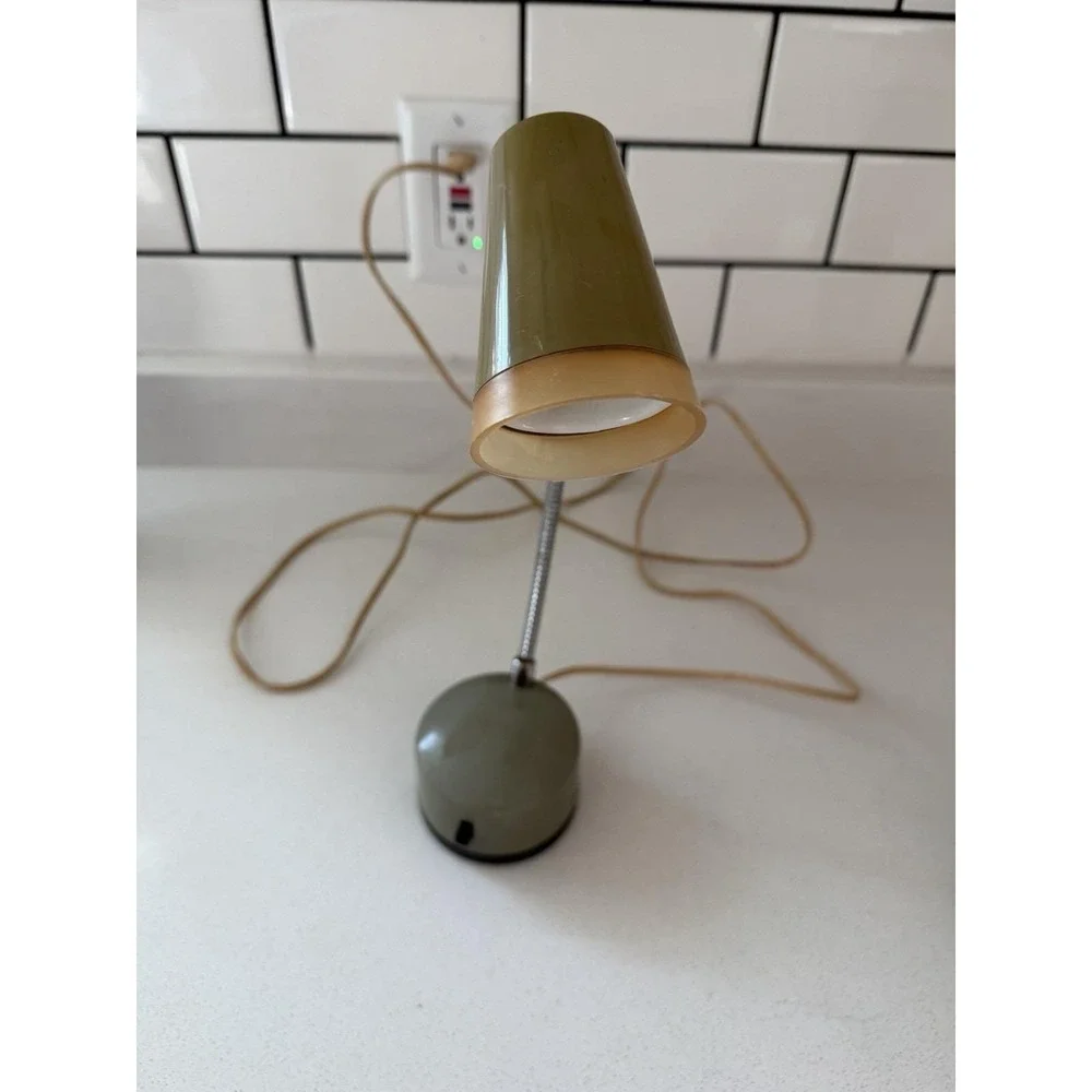 Vintage Penetray Gooseneck Desk Lamp MCM Green Corded Adjustable